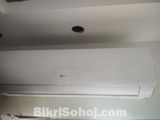 Gree none inverter 1.5 Ac